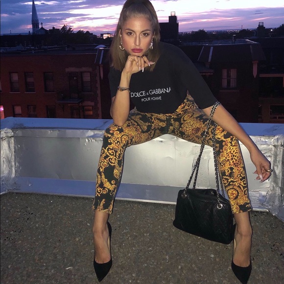 Meet your Posher, Kristen - Picture 1 of 4